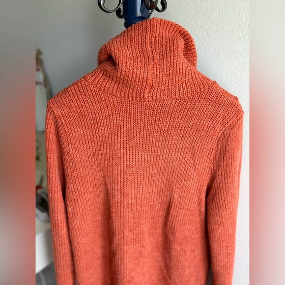 Wonderland by Orange Button Front Wrap Sweater, Size Large - Picture 16 of 16